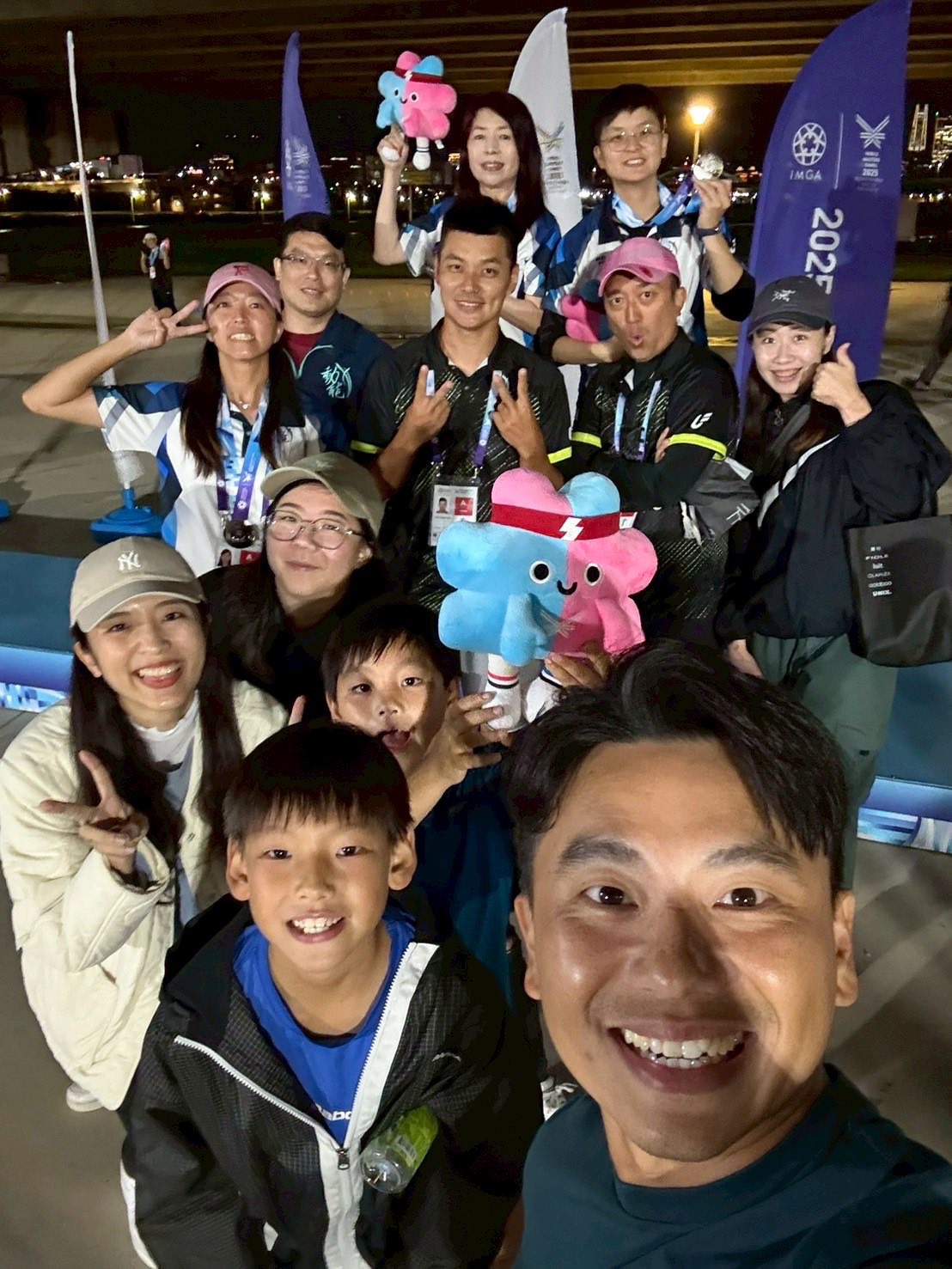 動能運動女子團隊代表隊奪下銀牌